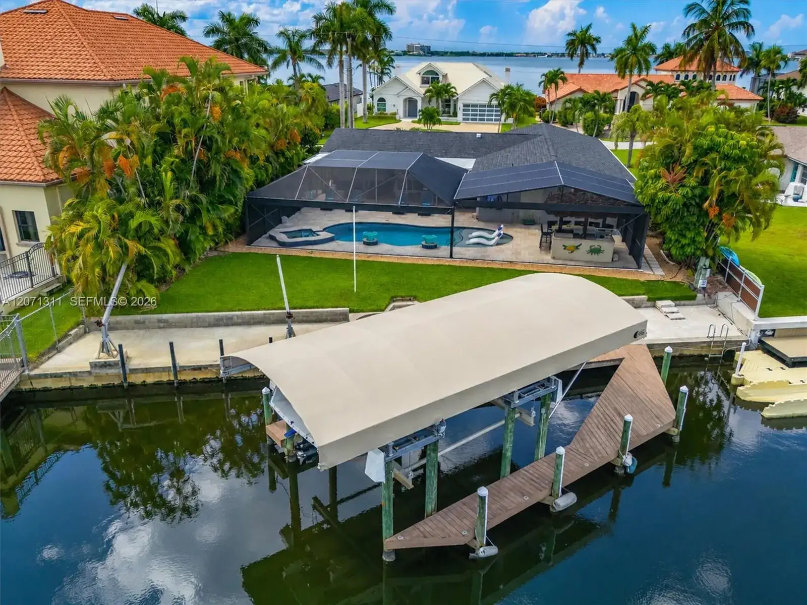 1633 Edith Esplande, Cape Coral FL 33904 photo 3
