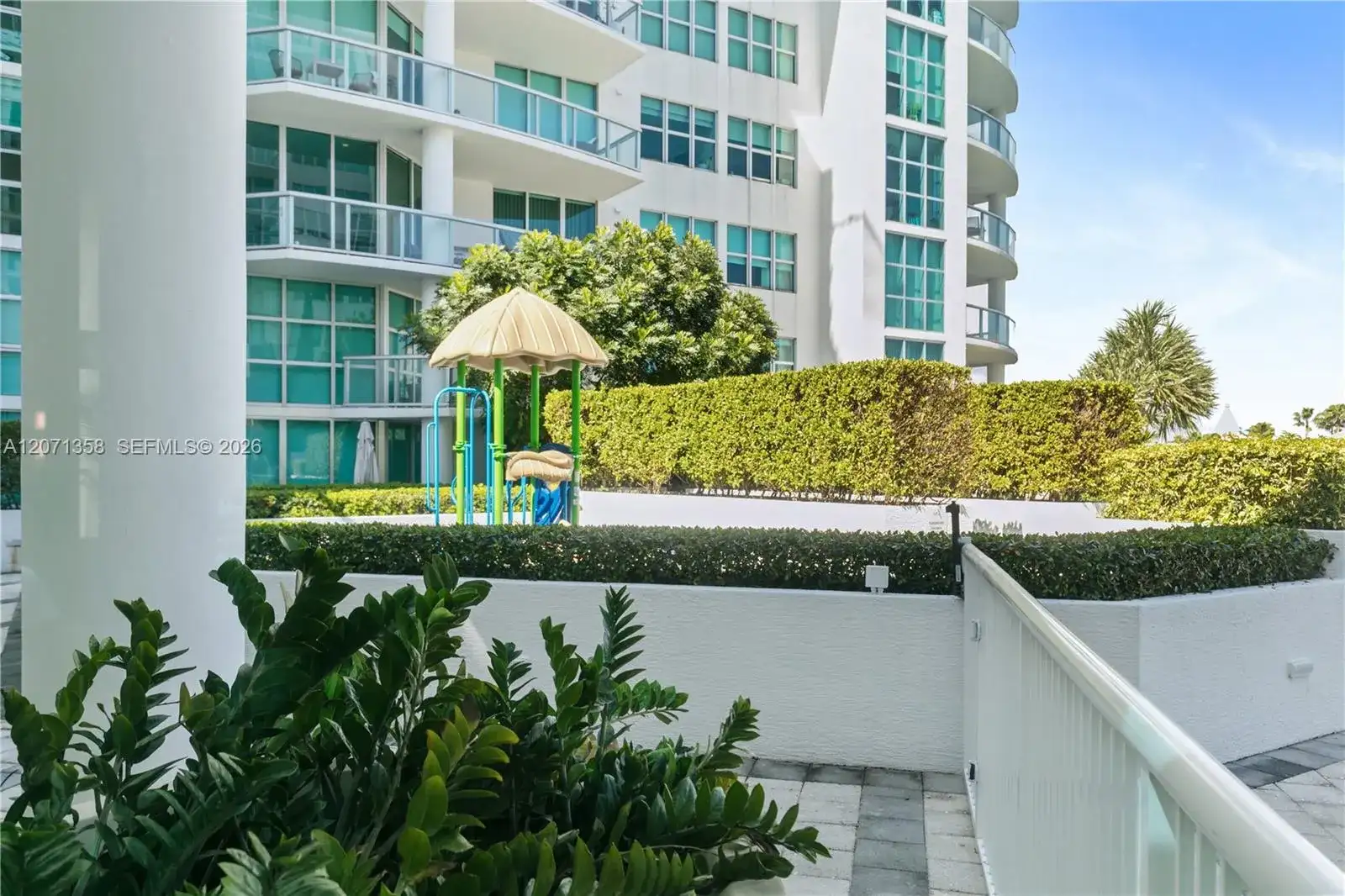 3131 NE 188th St # 1010, Aventura FL 33180 photo 4