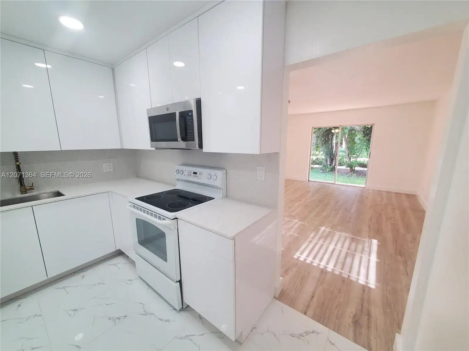 9203 NW 38th Dr # 2, Coral Springs FL 33065 photo 4