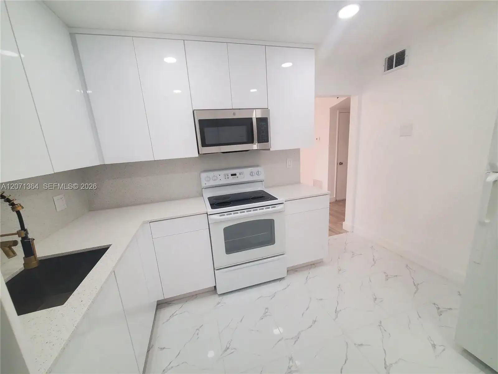 9203 NW 38th Dr # 2, Coral Springs FL 33065 photo 5