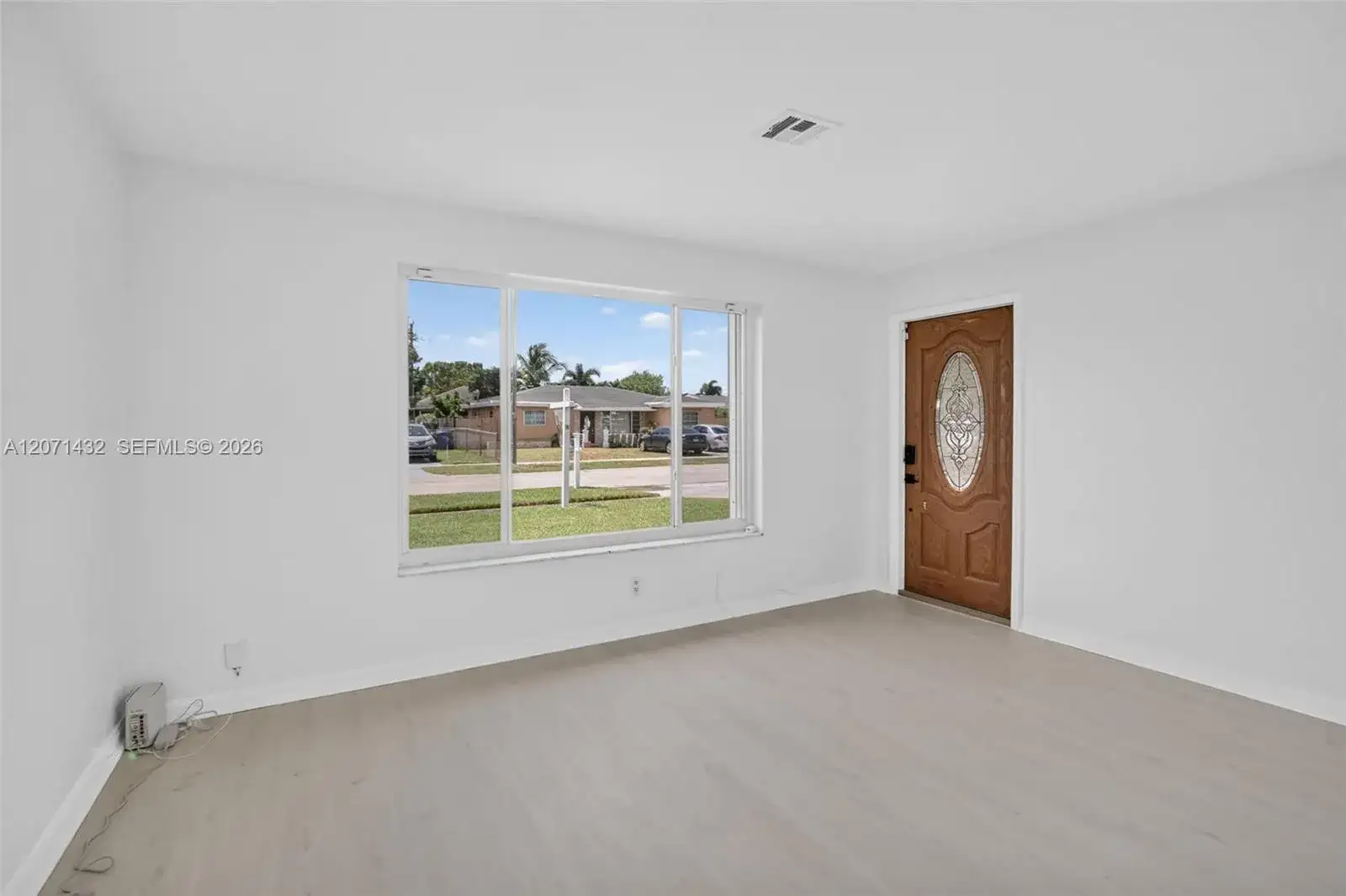 7521 Eaton St, Hollywood FL 33024 photo 5