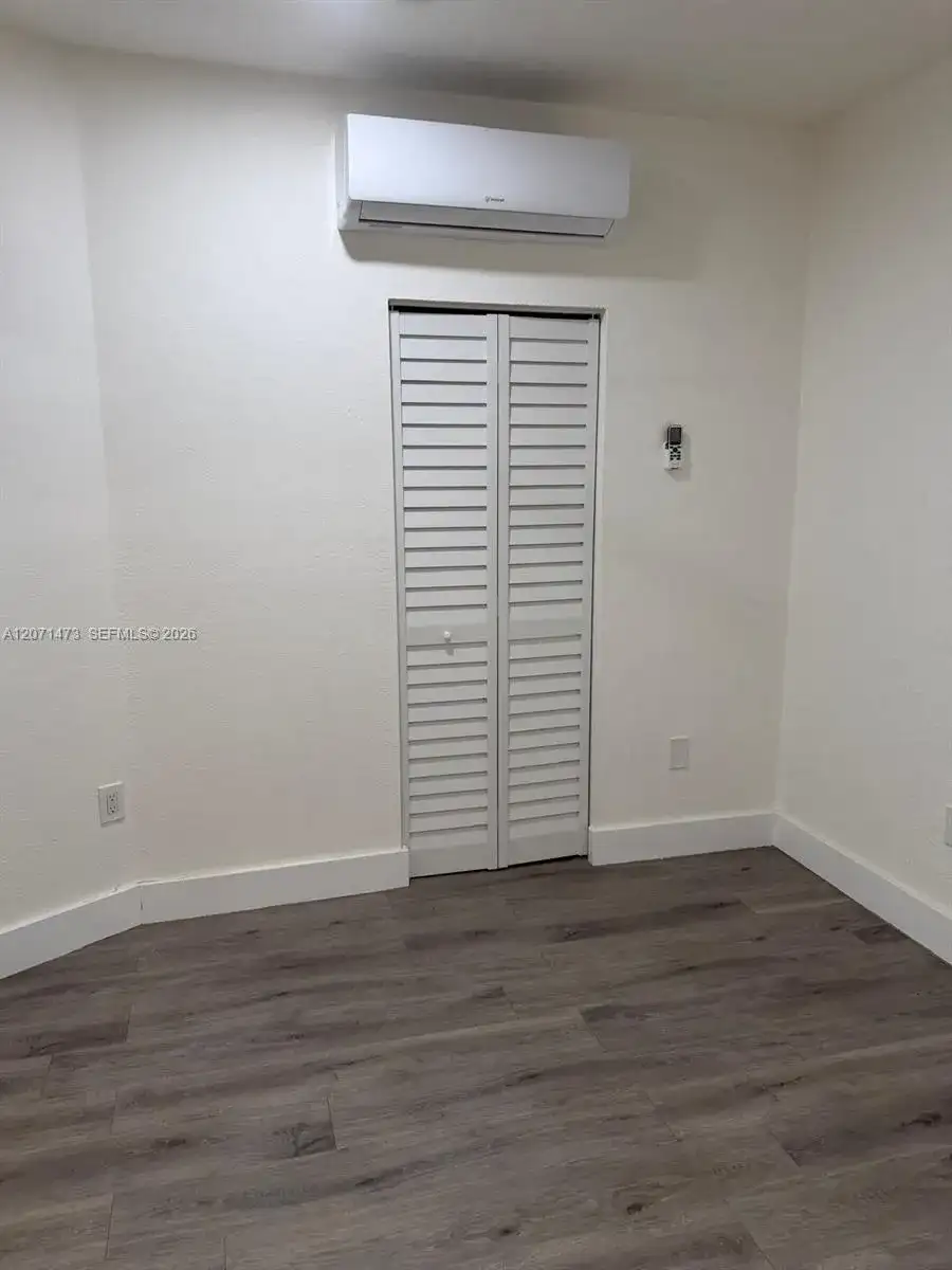 15420 SW 169th Ln, Miami FL 33187 photo 2