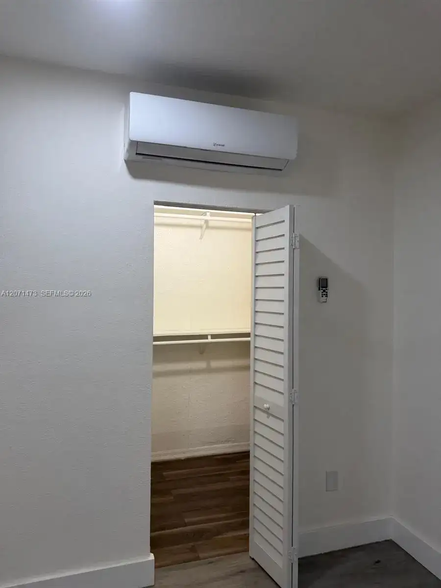 15420 SW 169th Ln, Miami FL 33187 photo 5