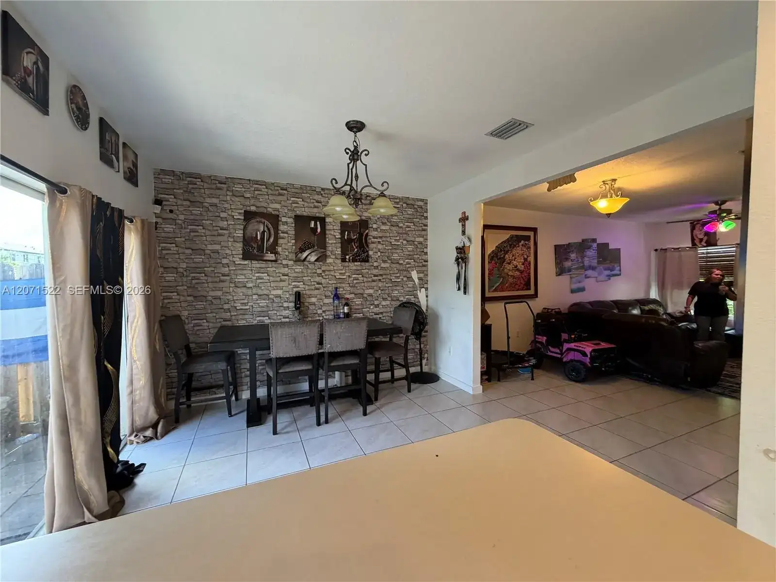 548 NE 5th Way, Florida City FL 33034 photo 4