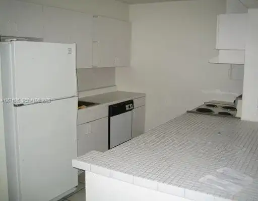 10818 N KENDALL DR # 23, Miami FL 33176 photo 3