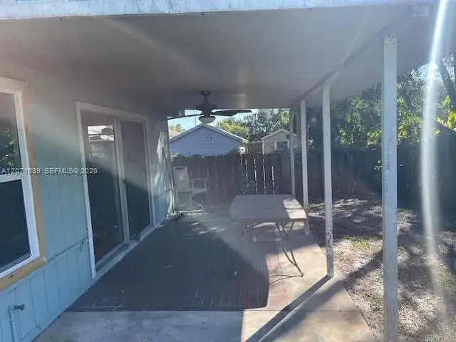 1685 20th Ave SW, Vero Beach FL 32962 photo 3