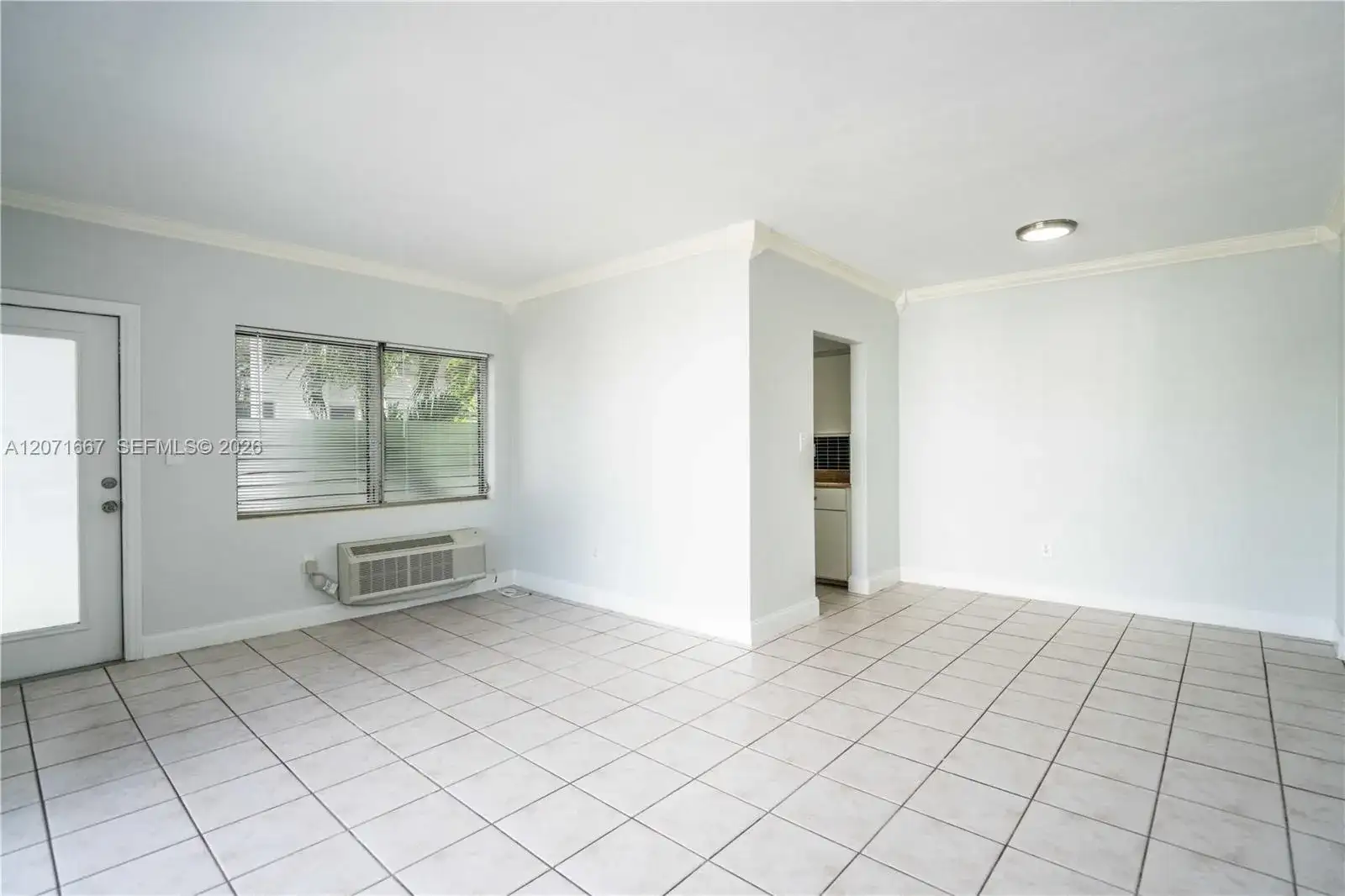 7640 Carlyle Ave # 7A, Miami Beach FL 33141 photo 4