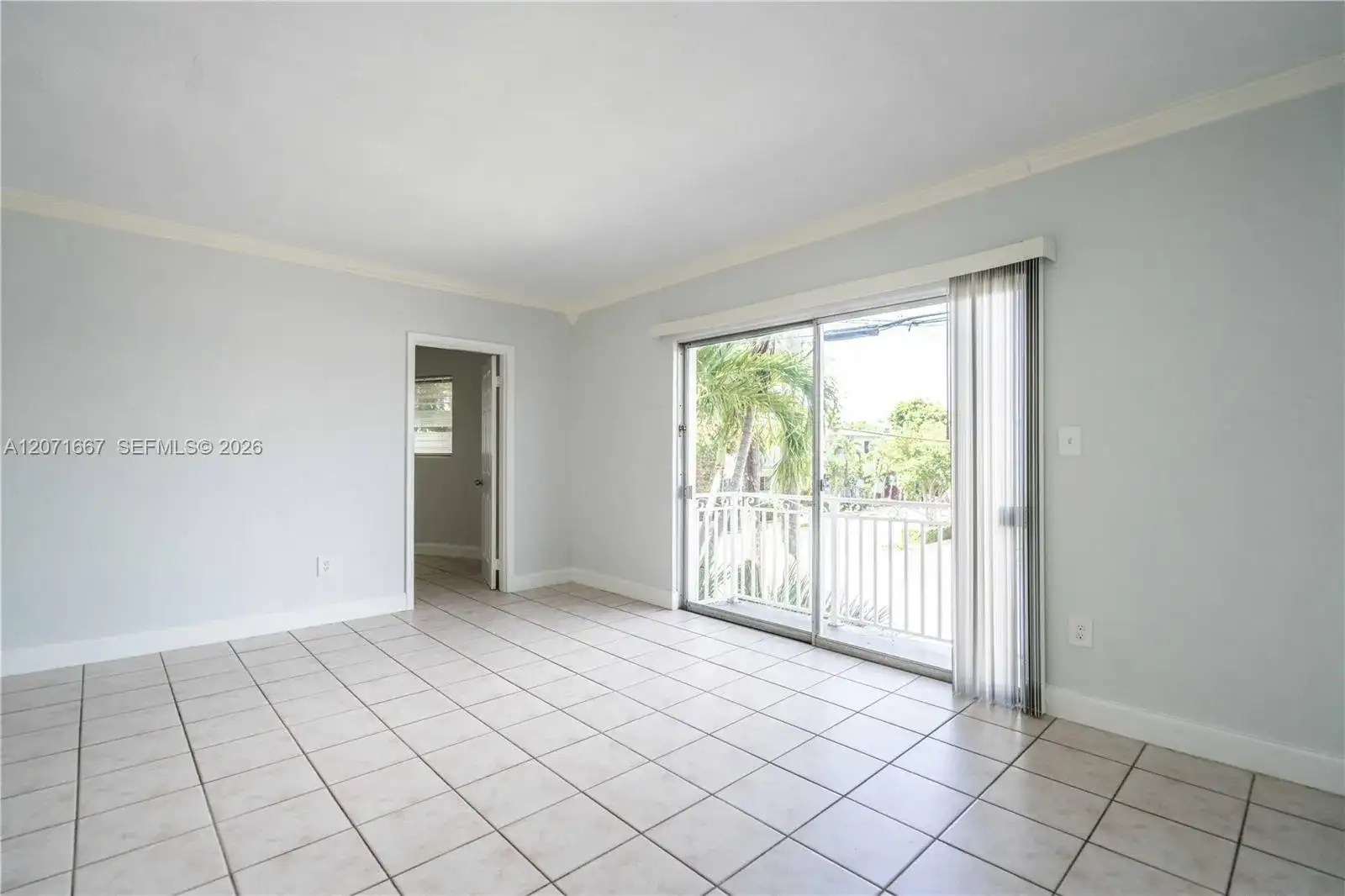 7640 Carlyle Ave # 7A, Miami Beach FL 33141 photo 5