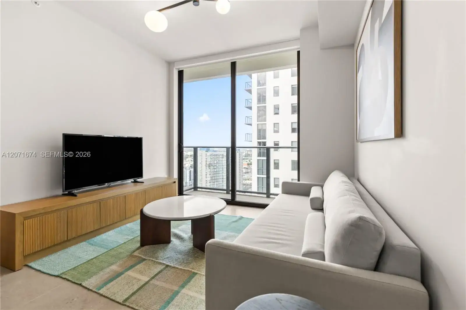 11 NE 6 ST # 3213, Miami FL 33132 photo 2