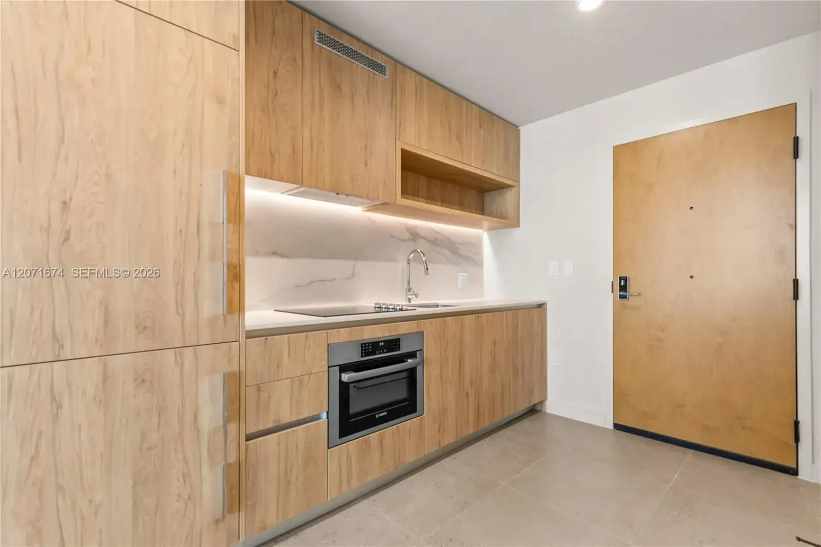 11 NE 6 ST # 3213, Miami FL 33132 photo 4