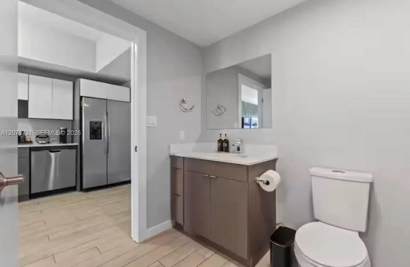 321 NE 26th St # 811, Miami FL 33137 photo 5