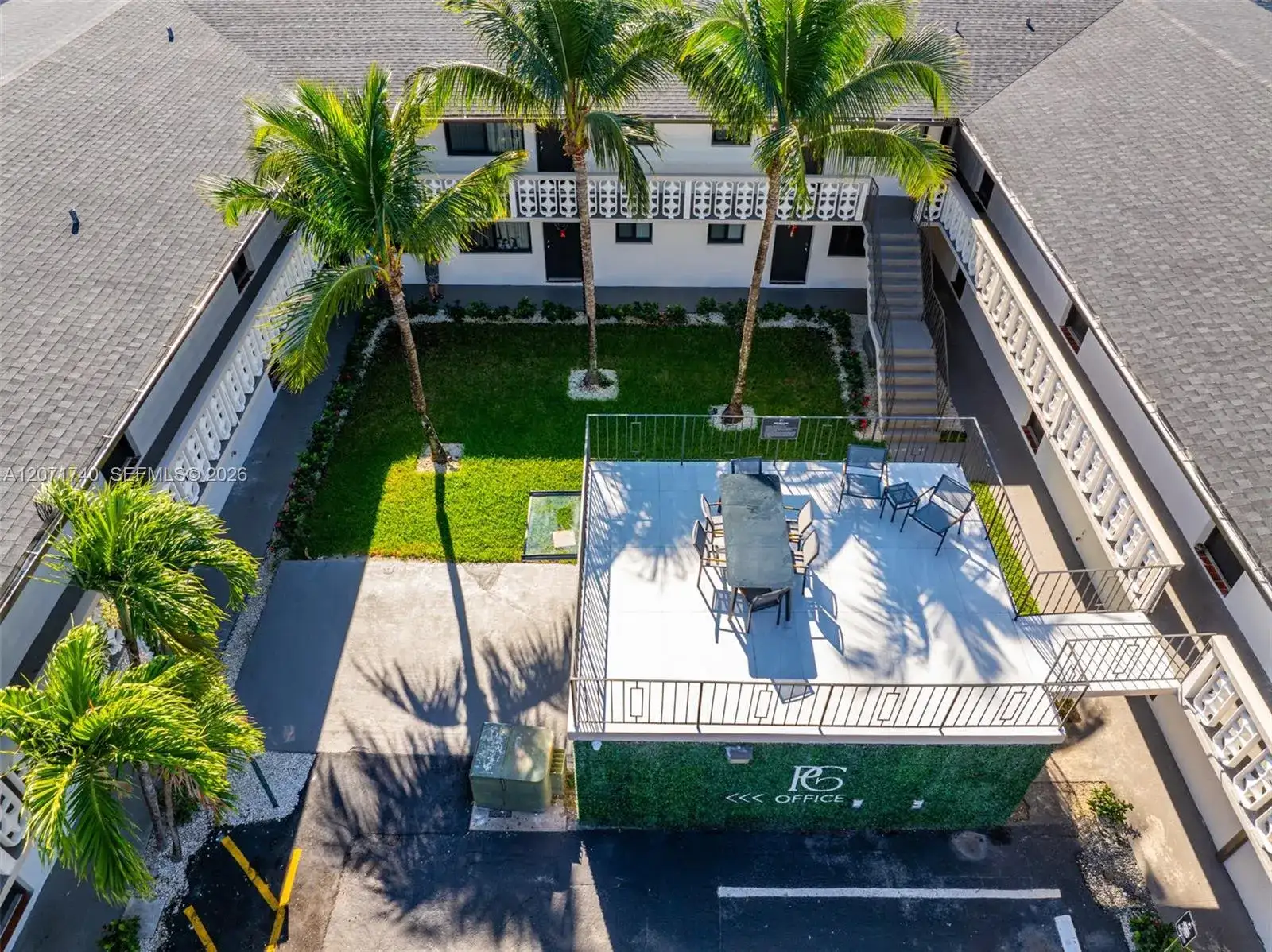 1330 W 29th St # 36, Hialeah FL 33012 photo 2
