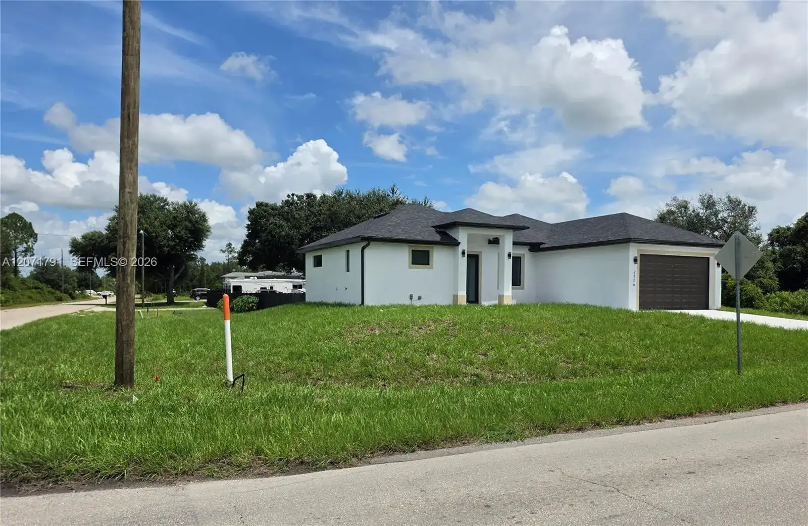 2106 W 17th St, Lehigh Acres FL 33972 photo 2