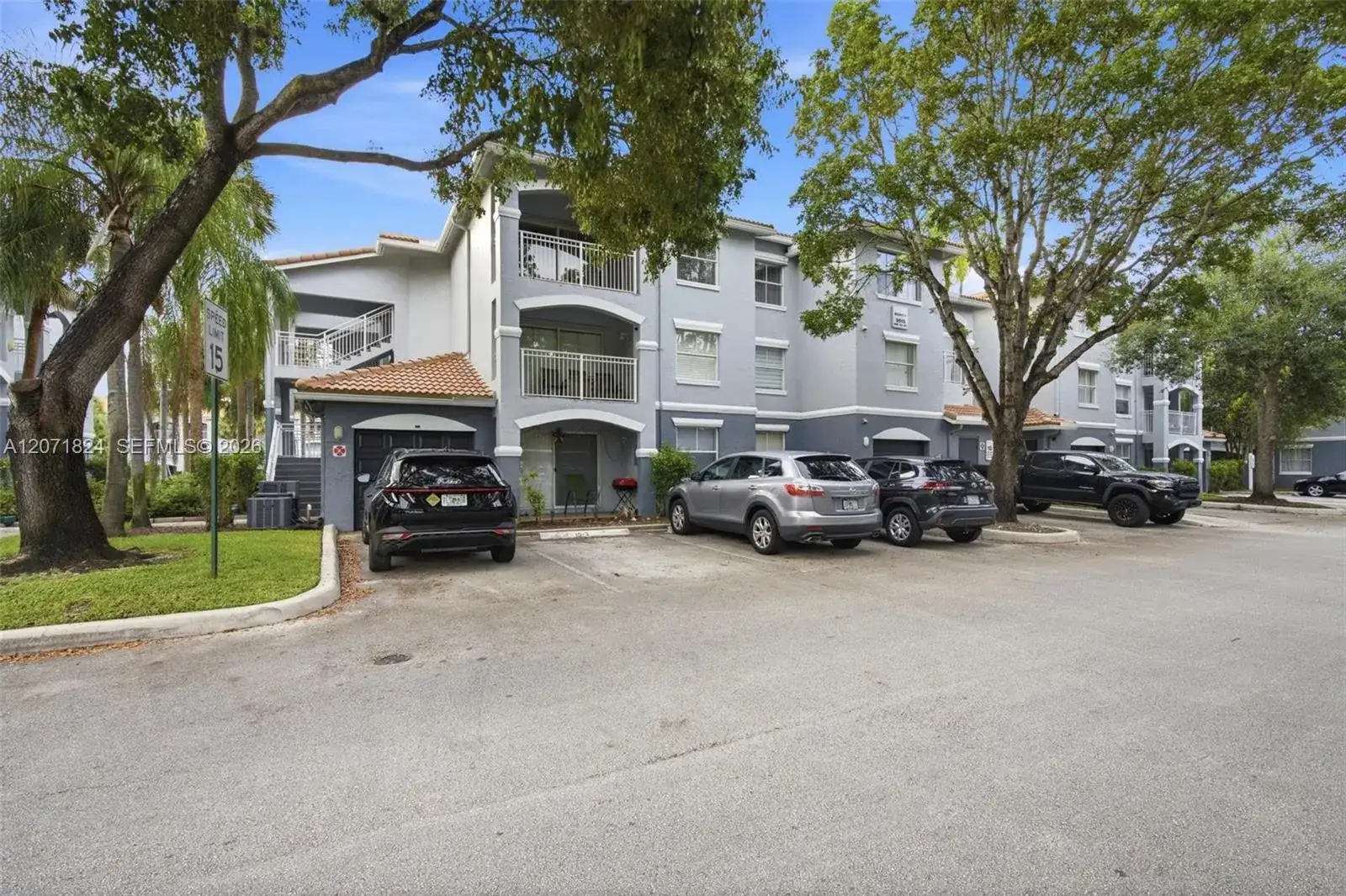 9615 NW 1st Ct # 302, Pembroke Pines FL 33024 photo 3