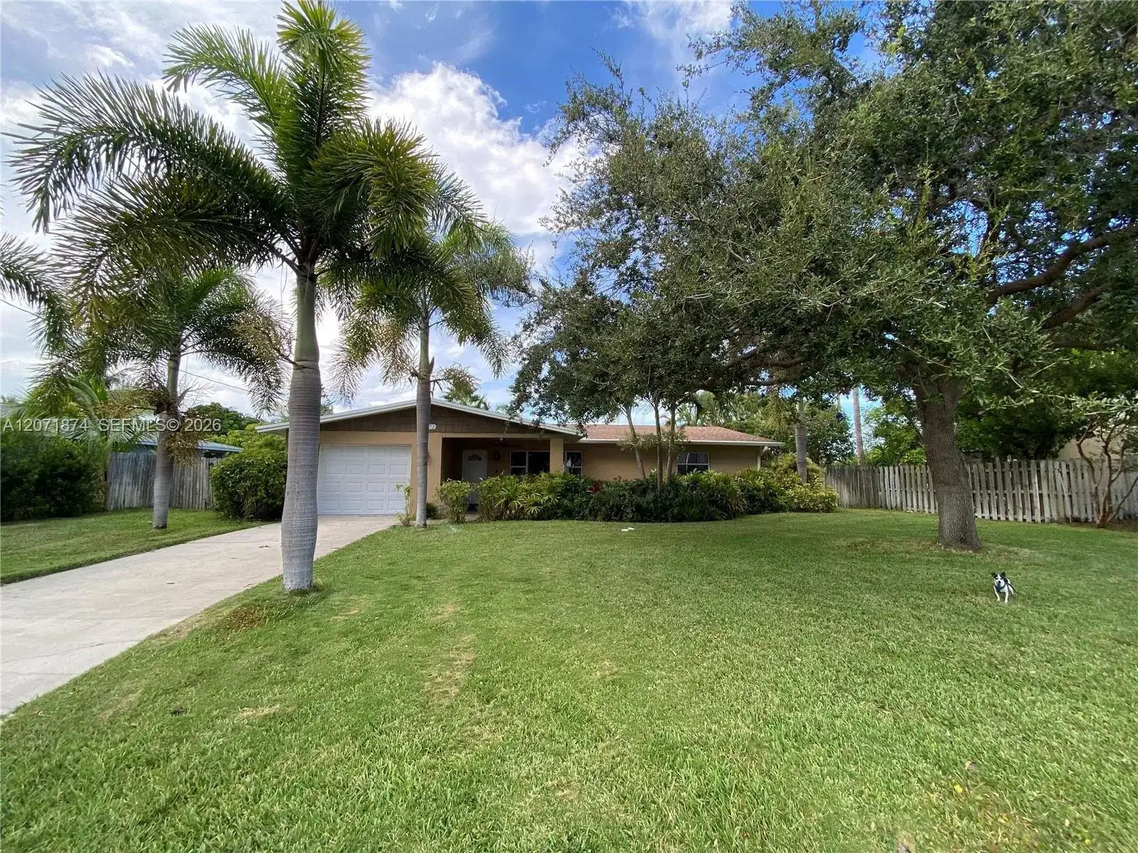 1672 Thumb Point Dr, Fort Pierce FL 34949 photo 2