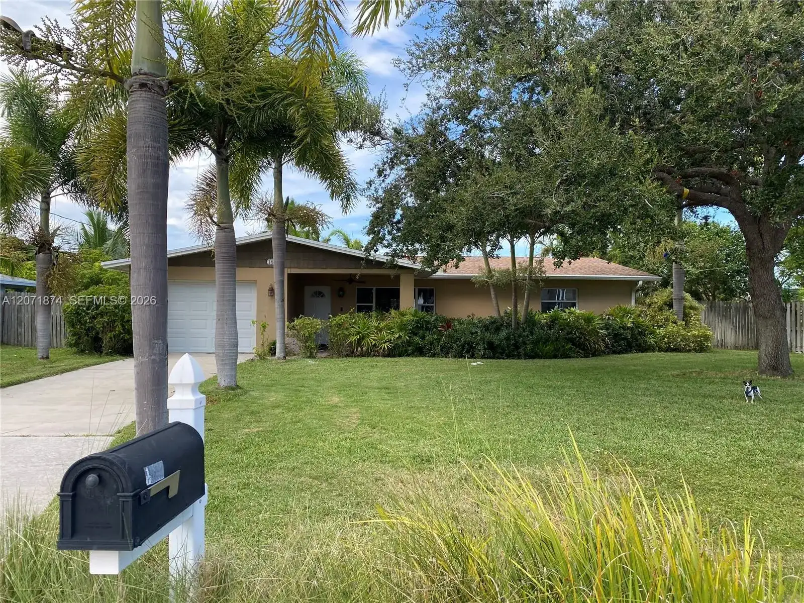 1672 Thumb Point Dr, Fort Pierce FL 34949 photo 4