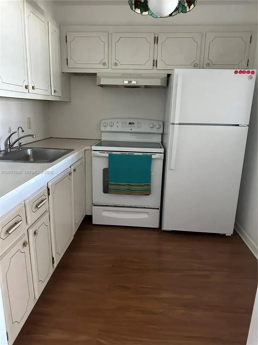 51 Prescott C # 51, Deerfield Beach FL 33442 photo 5