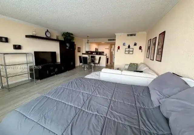 2501 S Ocean Dr, Hollywood FL 33019 photo 3