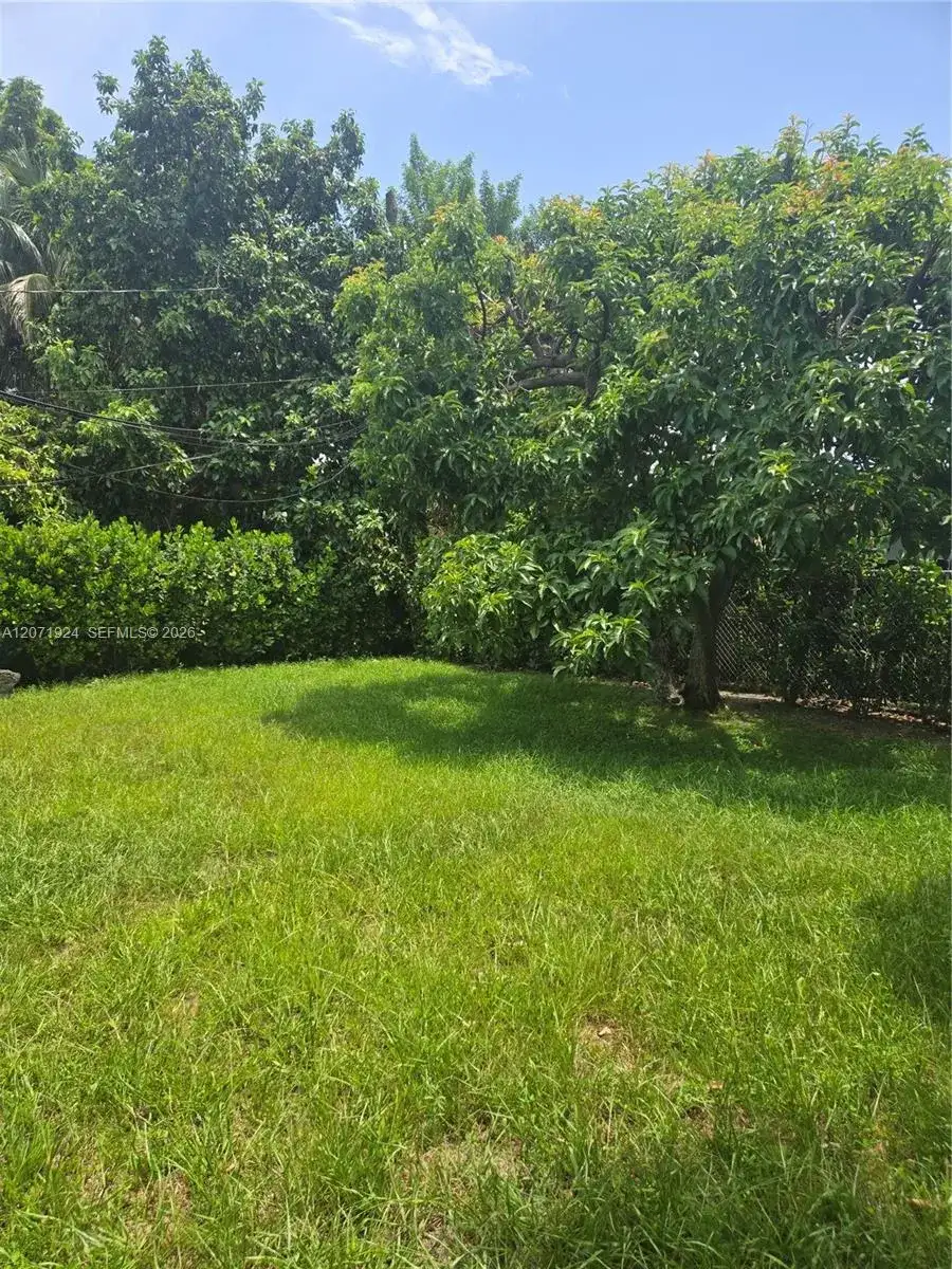1170 NE 111th St # 1170, Miami FL 33161 photo 5