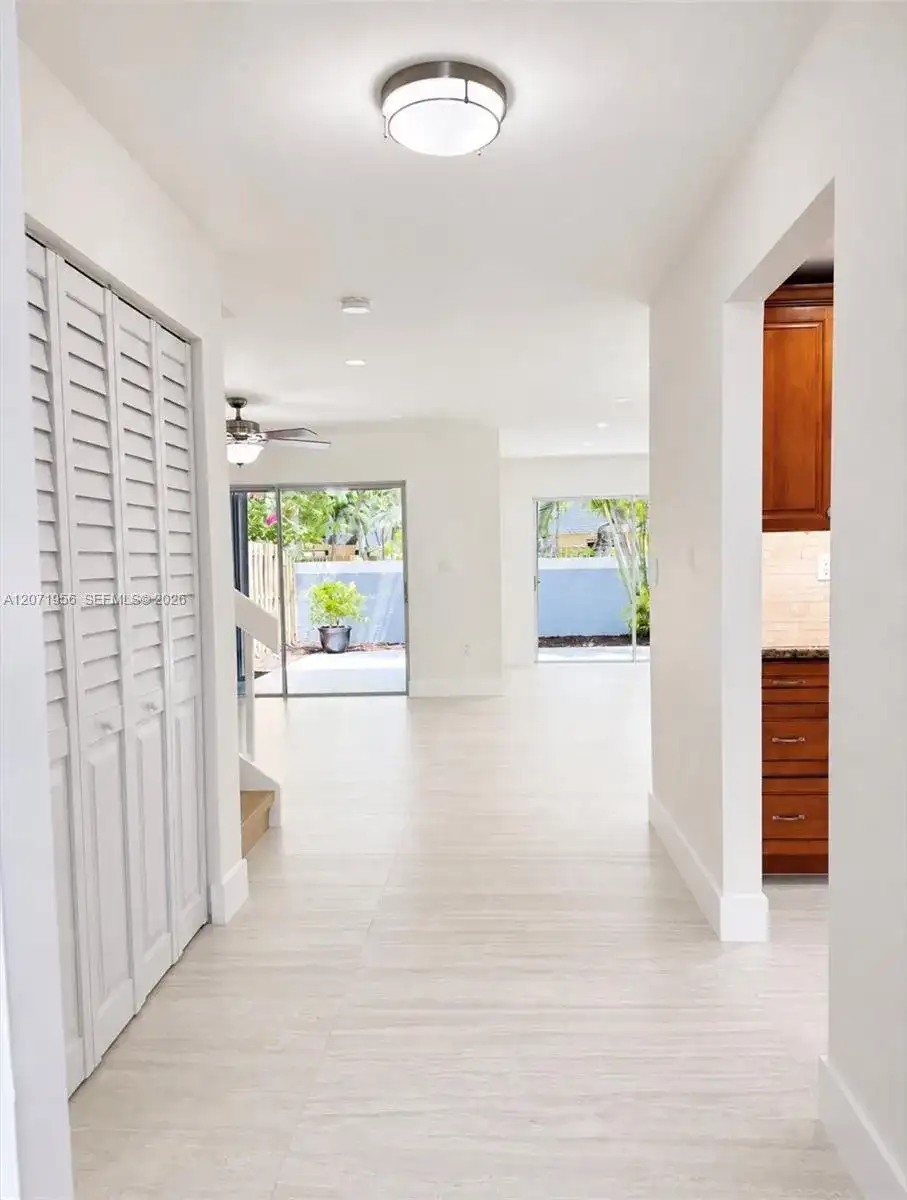 14255 SW 96th Ter, Miami FL 33186 photo 2