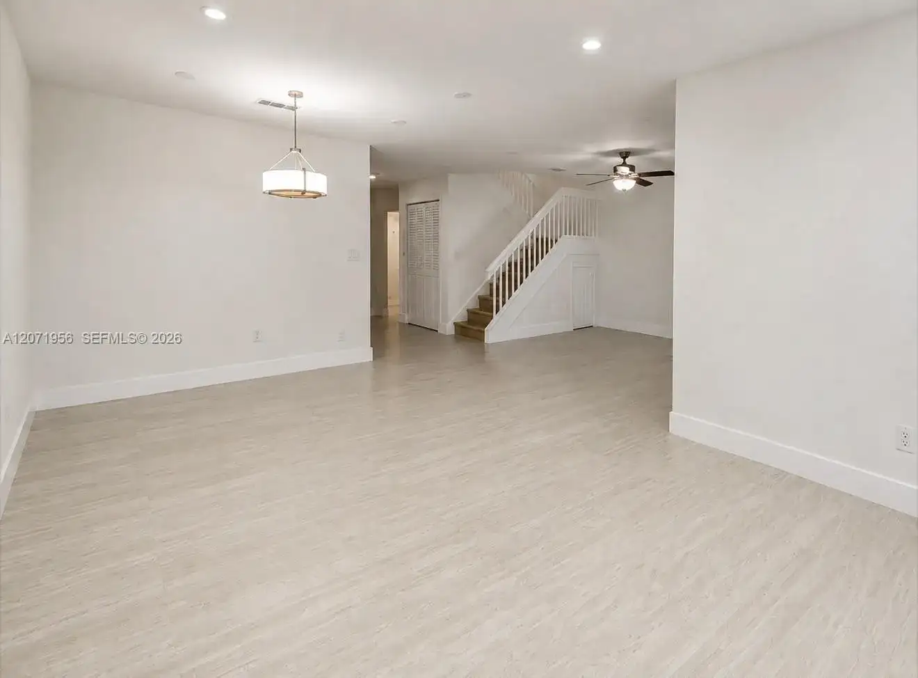 14255 SW 96th Ter, Miami FL 33186 photo 4