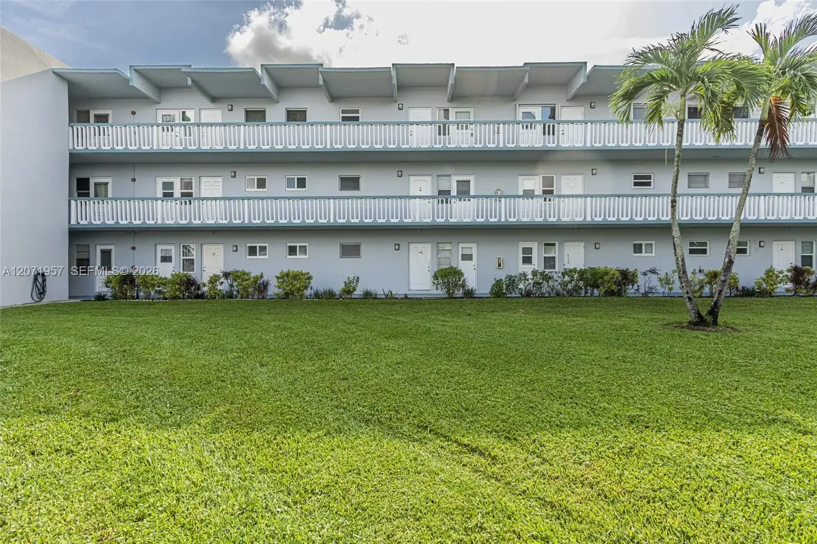 2223 Park Ln # 314, Hollywood FL 33021 photo 4