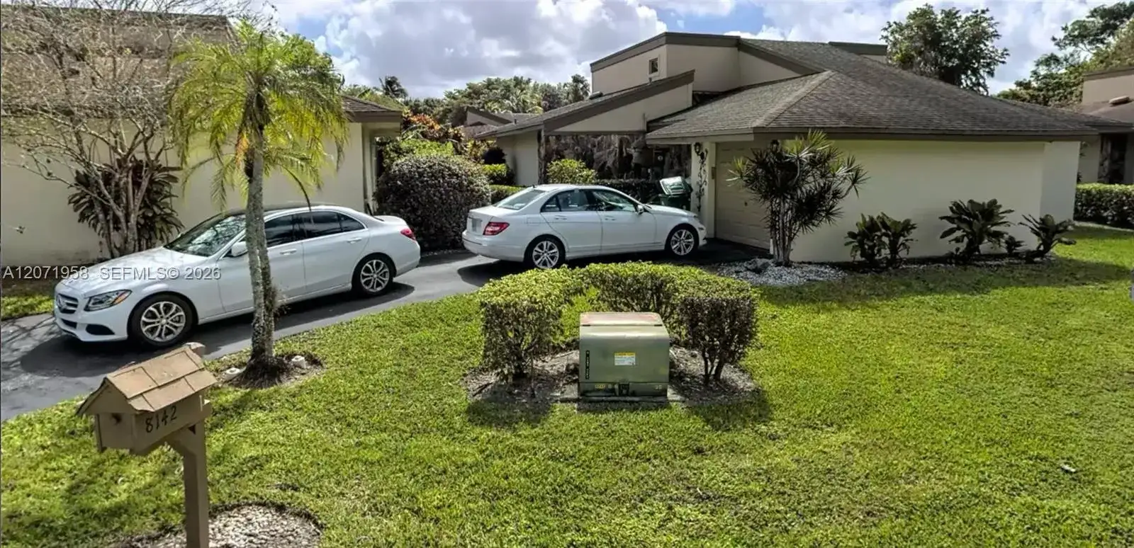 8142 Silver Palm Ct # 17, Tamarac FL 33321 photo 2
