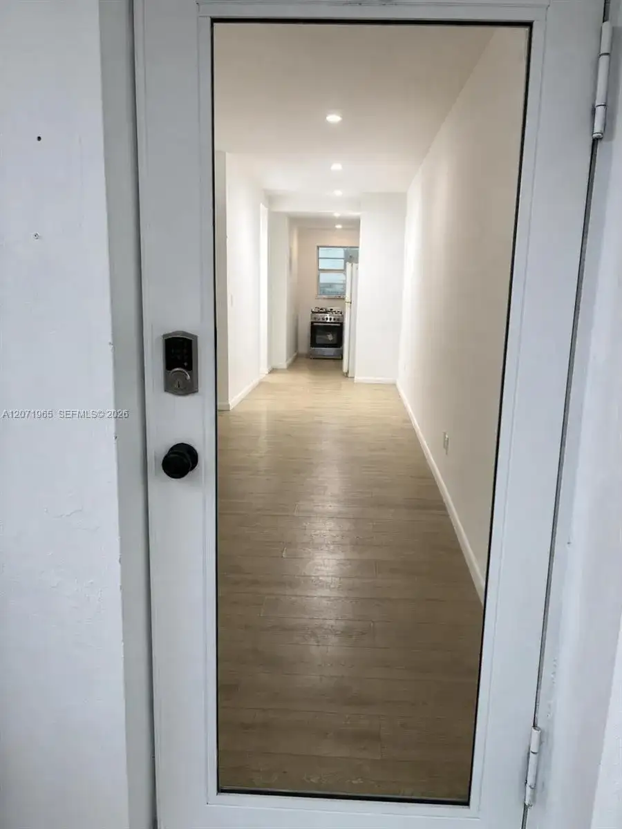 620 76th St # 10, Miami Beach FL 33141 photo 2