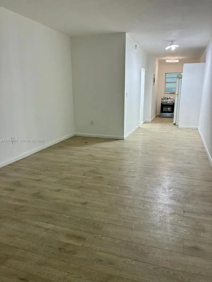620 76th St # 10, Miami Beach FL 33141 photo 4