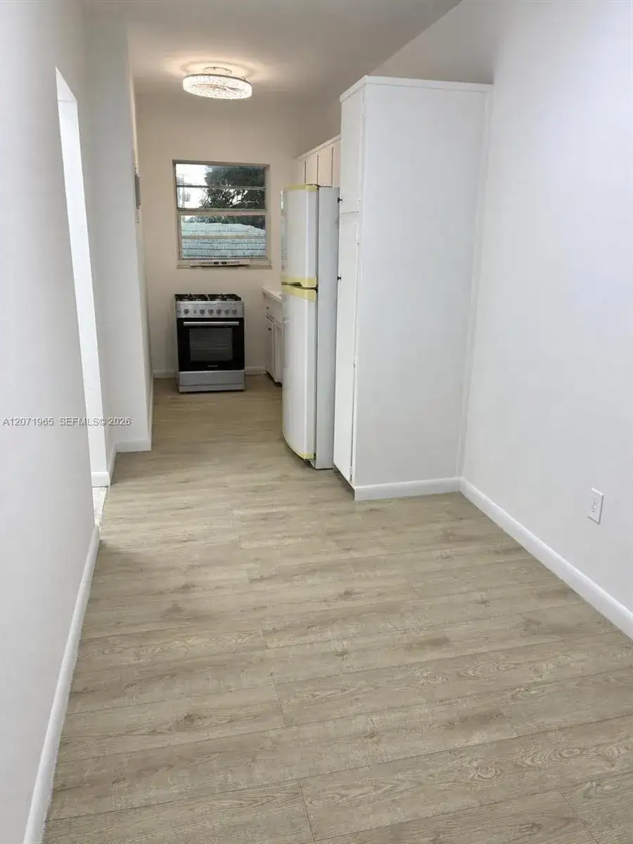 620 76th St # 10, Miami Beach FL 33141 photo 5