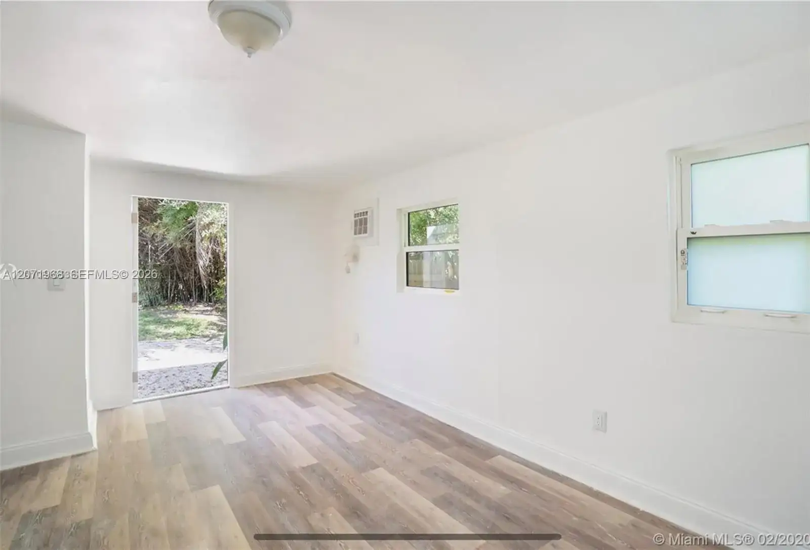 1301 NE 147th St # 1301, Miami FL 33161 photo 4