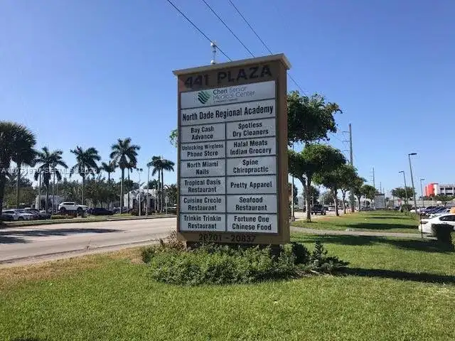20731 NW 2nd Ave, Miami Gardens FL 33169 photo 2