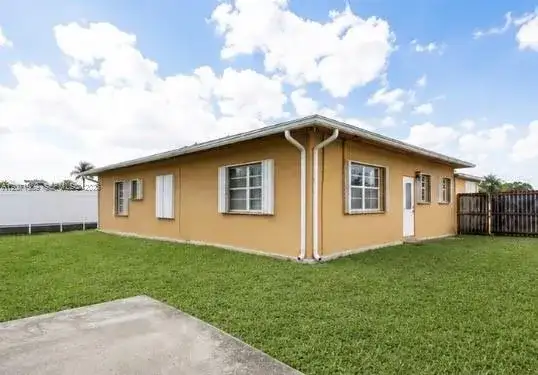 4151 SW 112th Ct, Miami FL 33165 photo 2