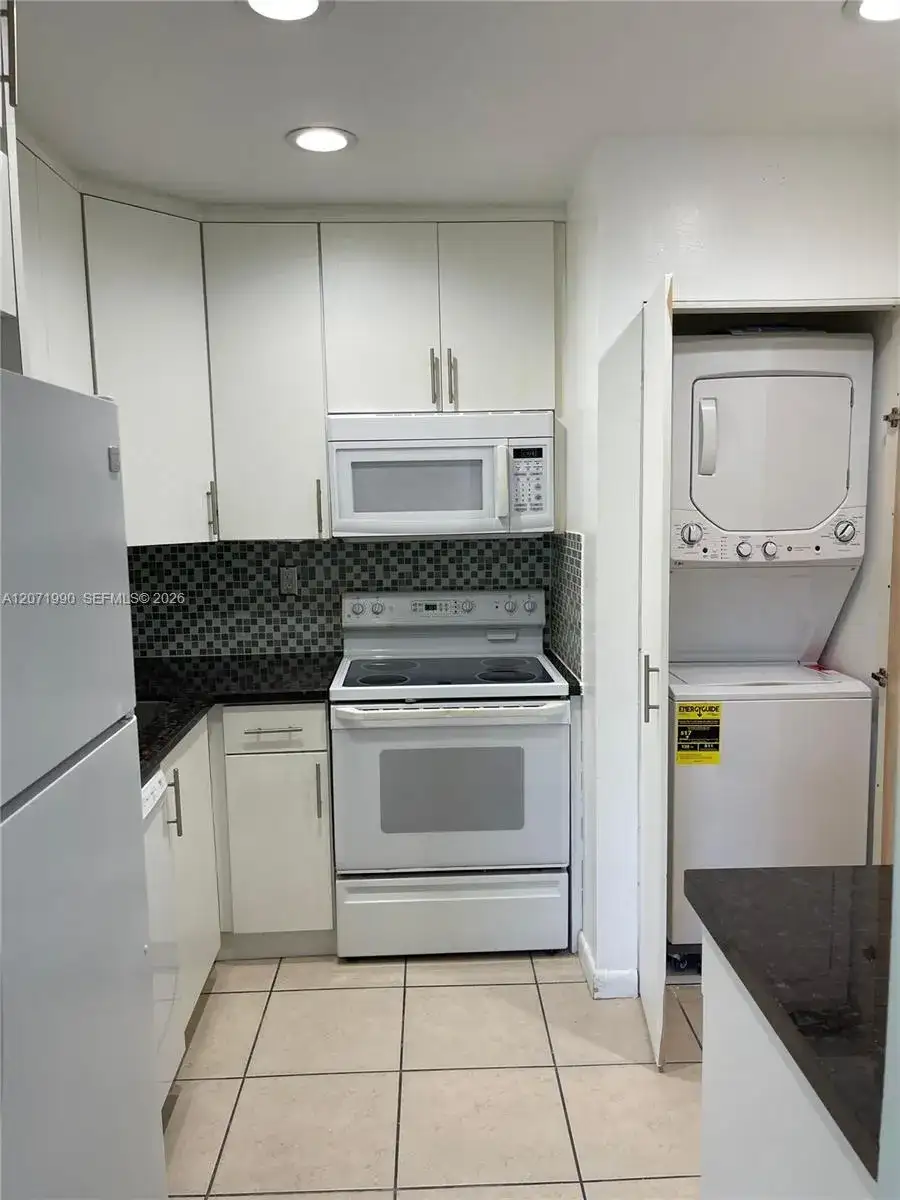 6821 SW 129th Ave # 7, Miami FL 33183 photo 3