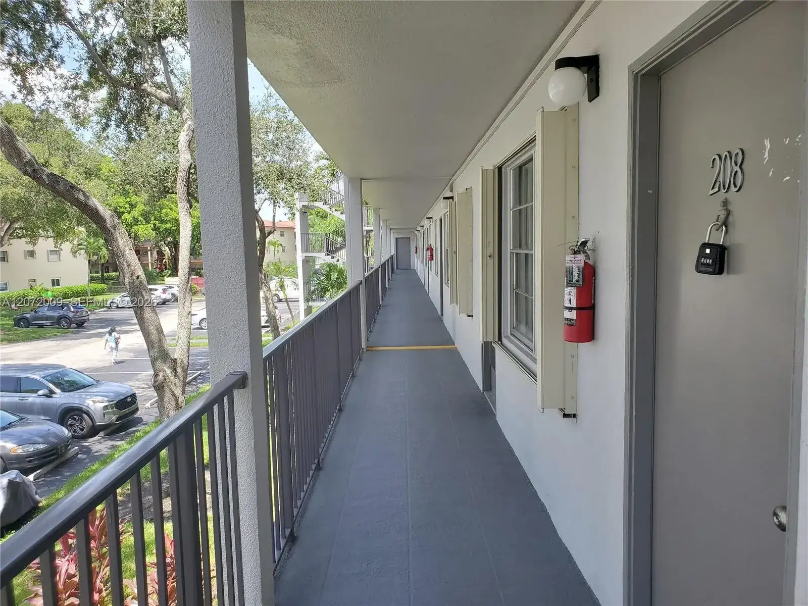251 SW 132nd Way # 208H, Pembroke Pines FL 33027 photo 3