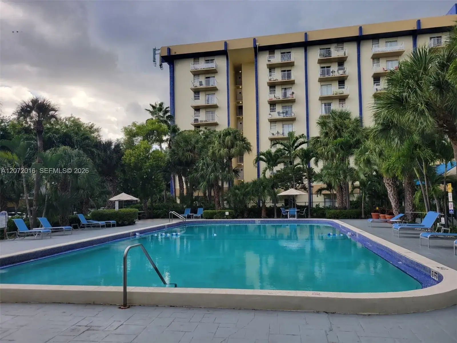4550 NW 9th St # 512E, Miami FL 33126 photo 2