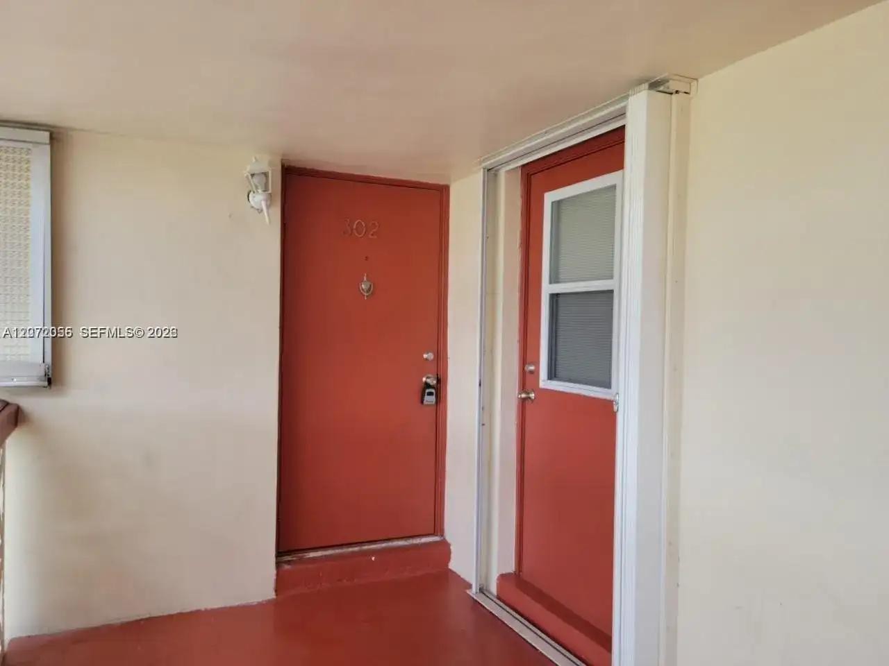 4730 NW 10th Ct # 302, Plantation FL 33313 photo 4