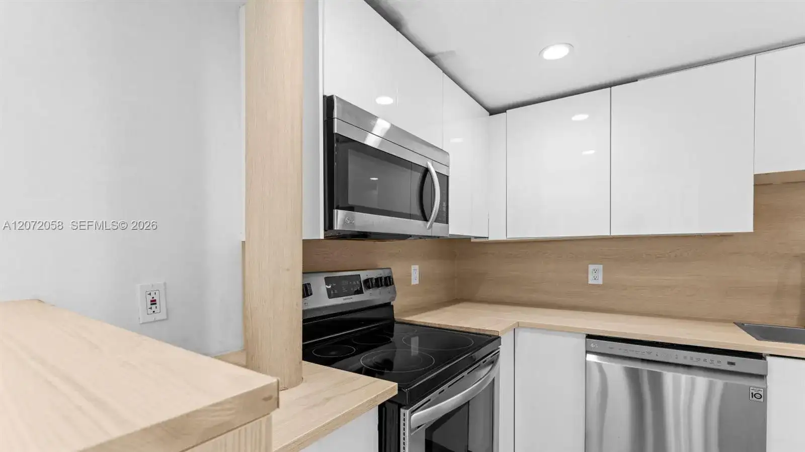 1145 Normandy Dr # 505, Miami Beach FL 33141 photo 5