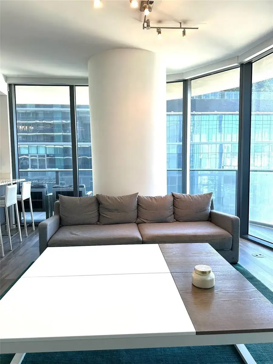 801 S Miami Ave # 4305, Miami FL 33130 photo 3
