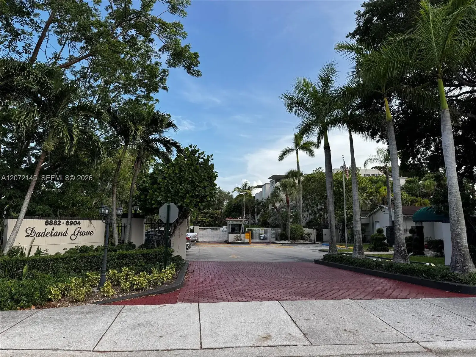 6900 N Kendall Dr # A403, Pinecrest FL 33156 photo 2