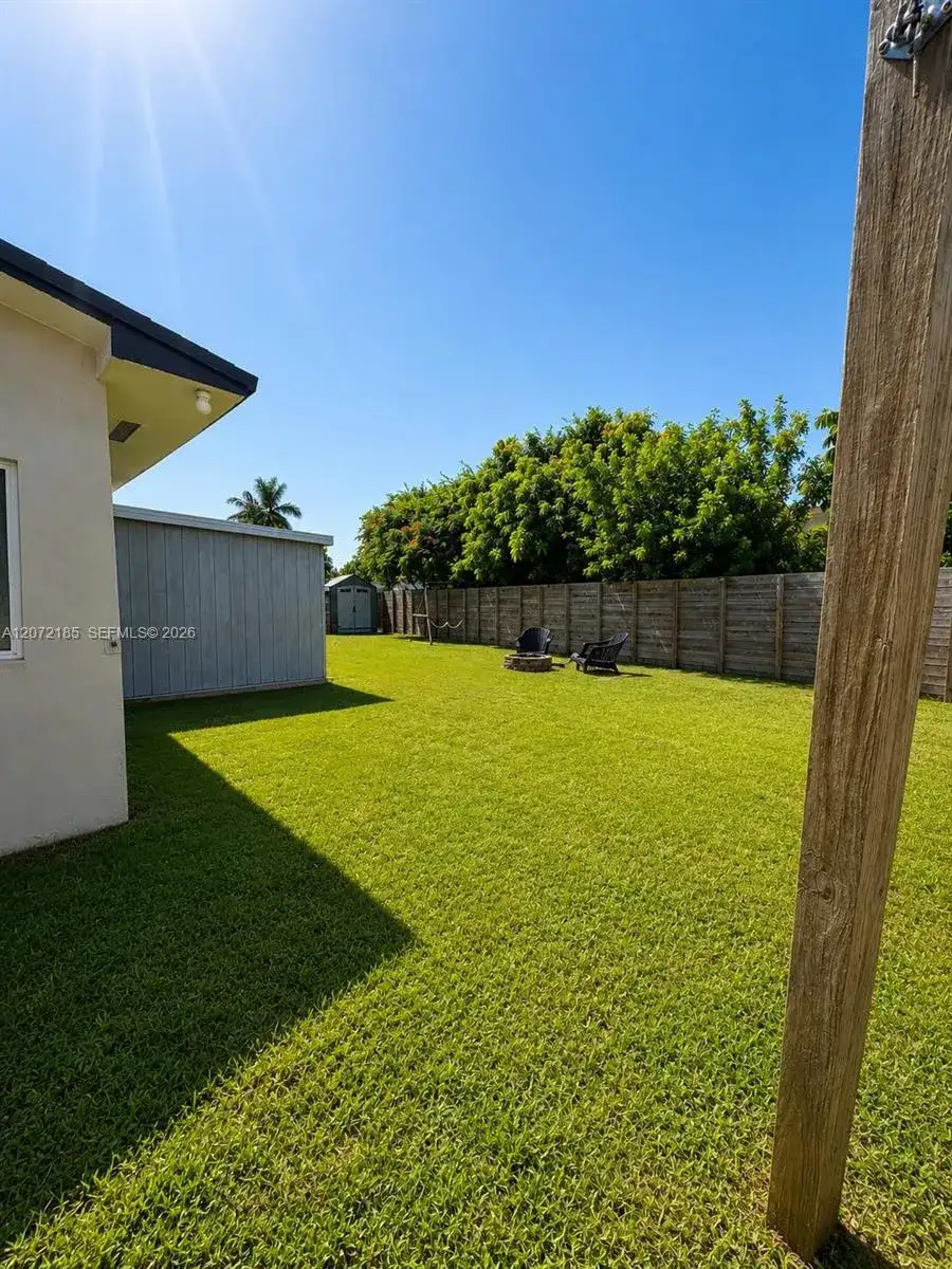 1211 NW 18th St, Homestead FL 33030 photo 5