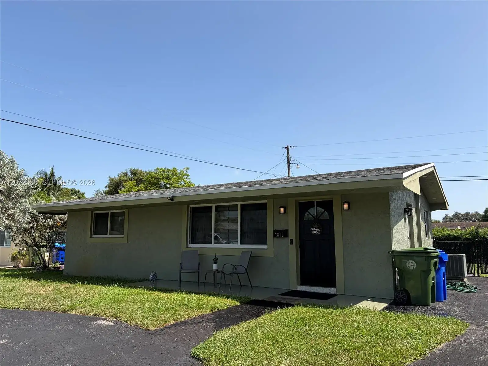 7810 NW 11th Ct, Pembroke Pines FL 33024 photo 3