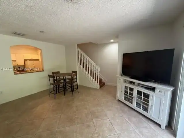 2245 NE 42nd Ave, Homestead FL 33033 photo 3