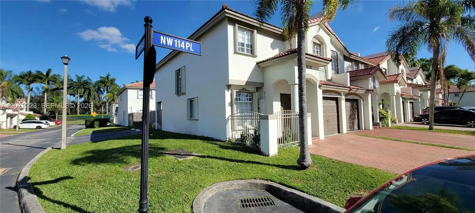 5173 NW 114th Pl, Doral FL 33178 photo 2
