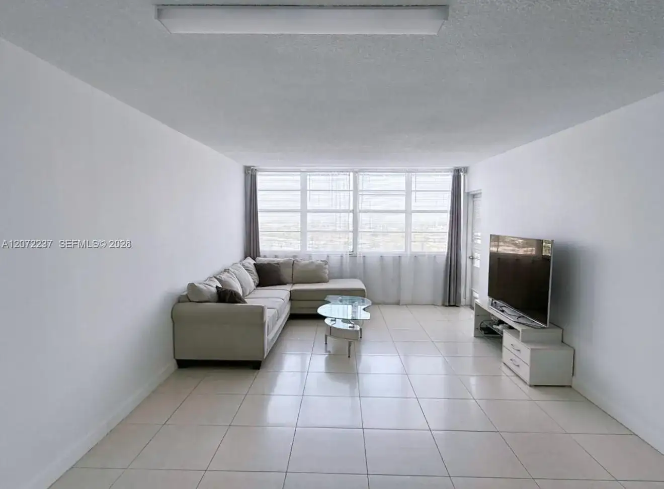 1301 NE Miami Gardens Dr # 1404W, Miami FL 33179 photo 5
