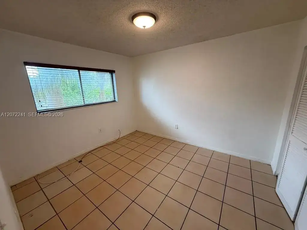 1501 W 42nd St # 208, Hialeah FL 33012 photo 2