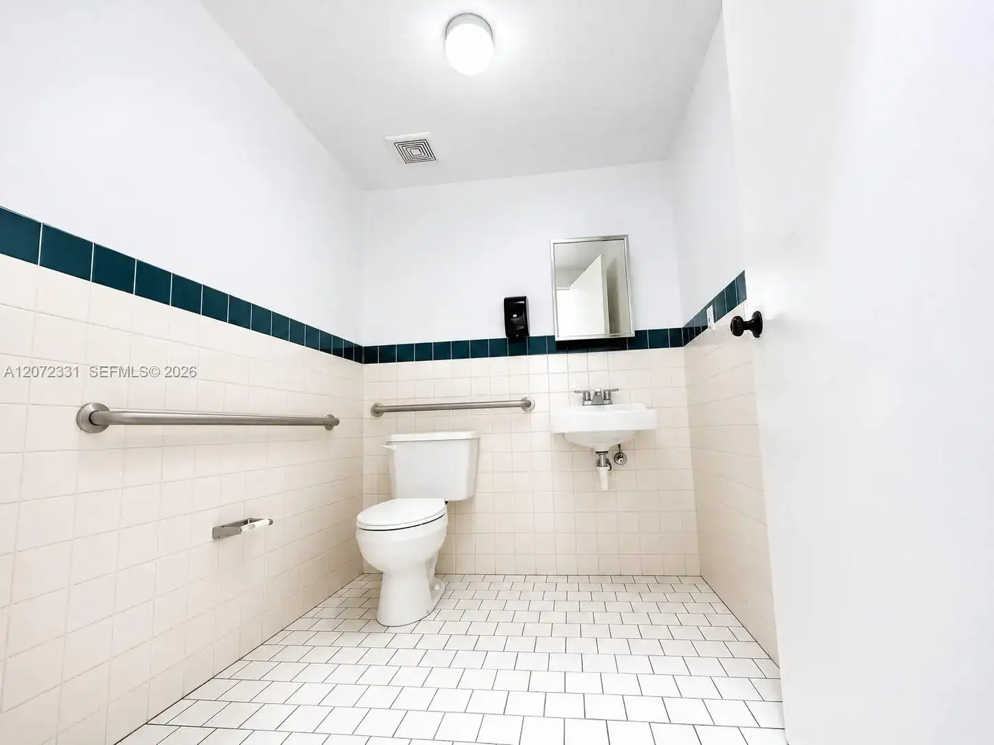 17304 Walker Ave # 113, Miami FL 33157 photo 5