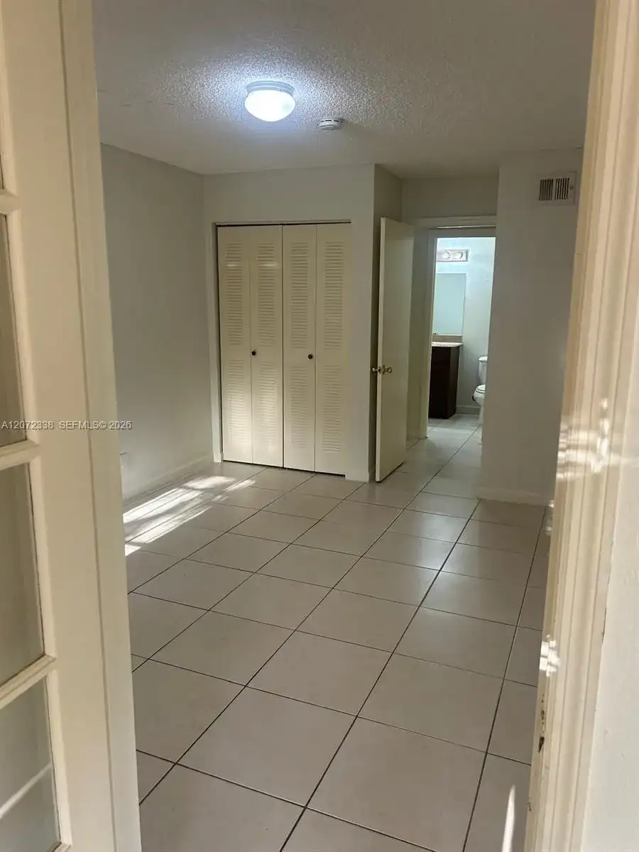 3480 N Pinewalk Dr N # 135, Margate FL 33063 photo 2