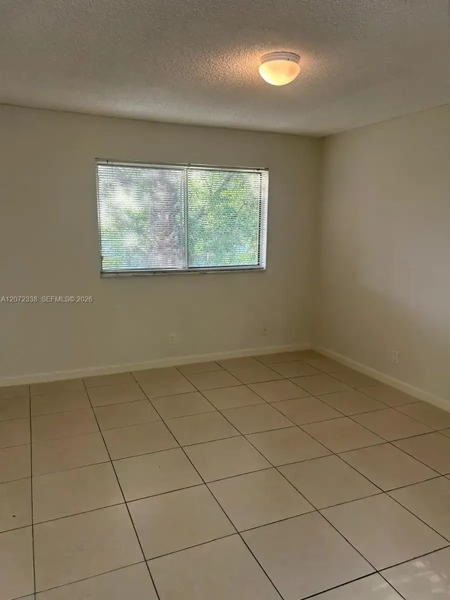 3480 N Pinewalk Dr N # 135, Margate FL 33063 photo 4