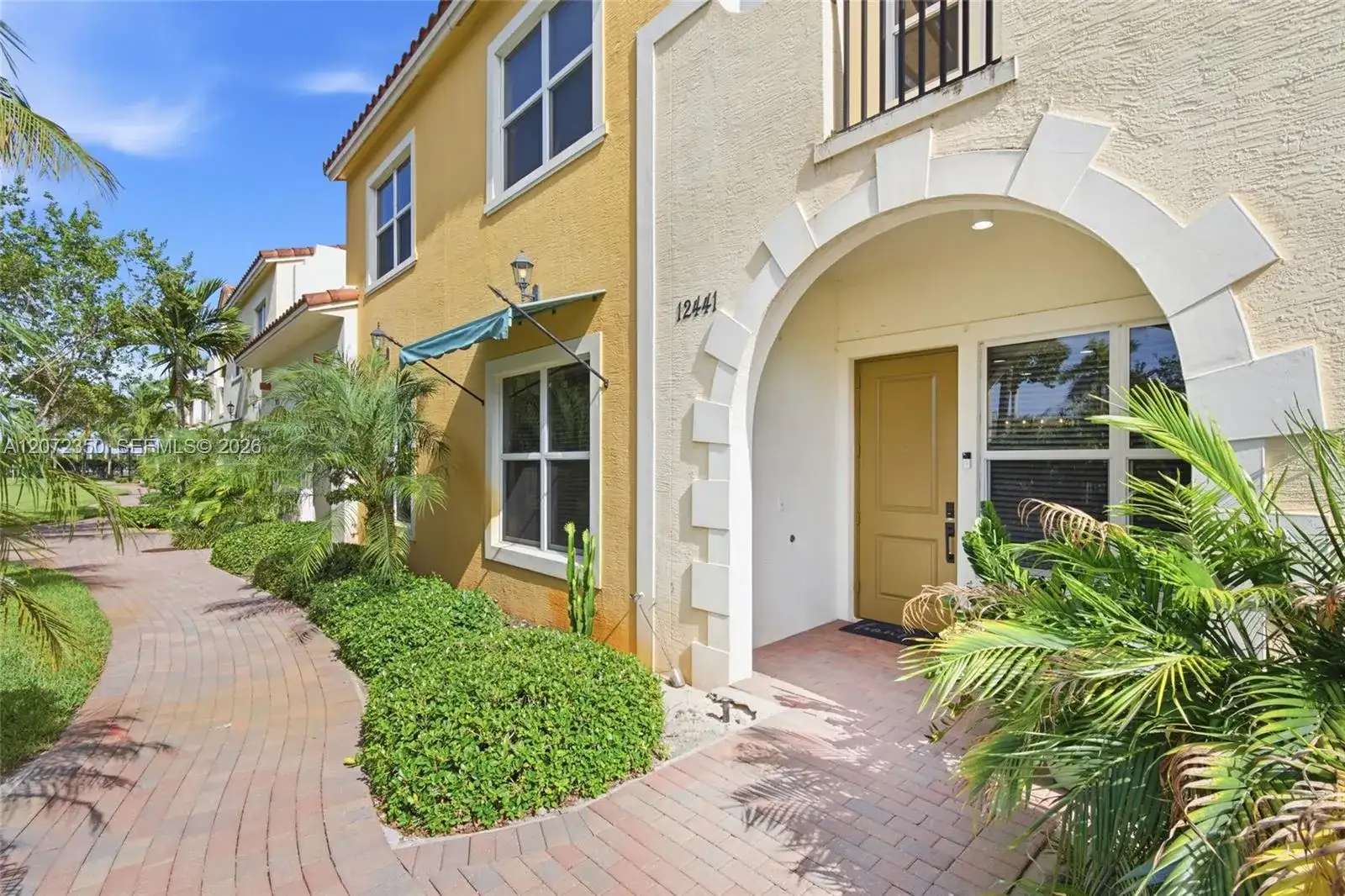 12441 NW 18th Ct, Pembroke Pines FL 33028 photo 4